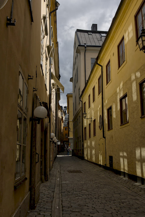 narrow street in Stockholm's old town